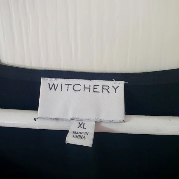 Witchery Black Top with flowy sheer sleeves Size XL - Picture 3 of 8